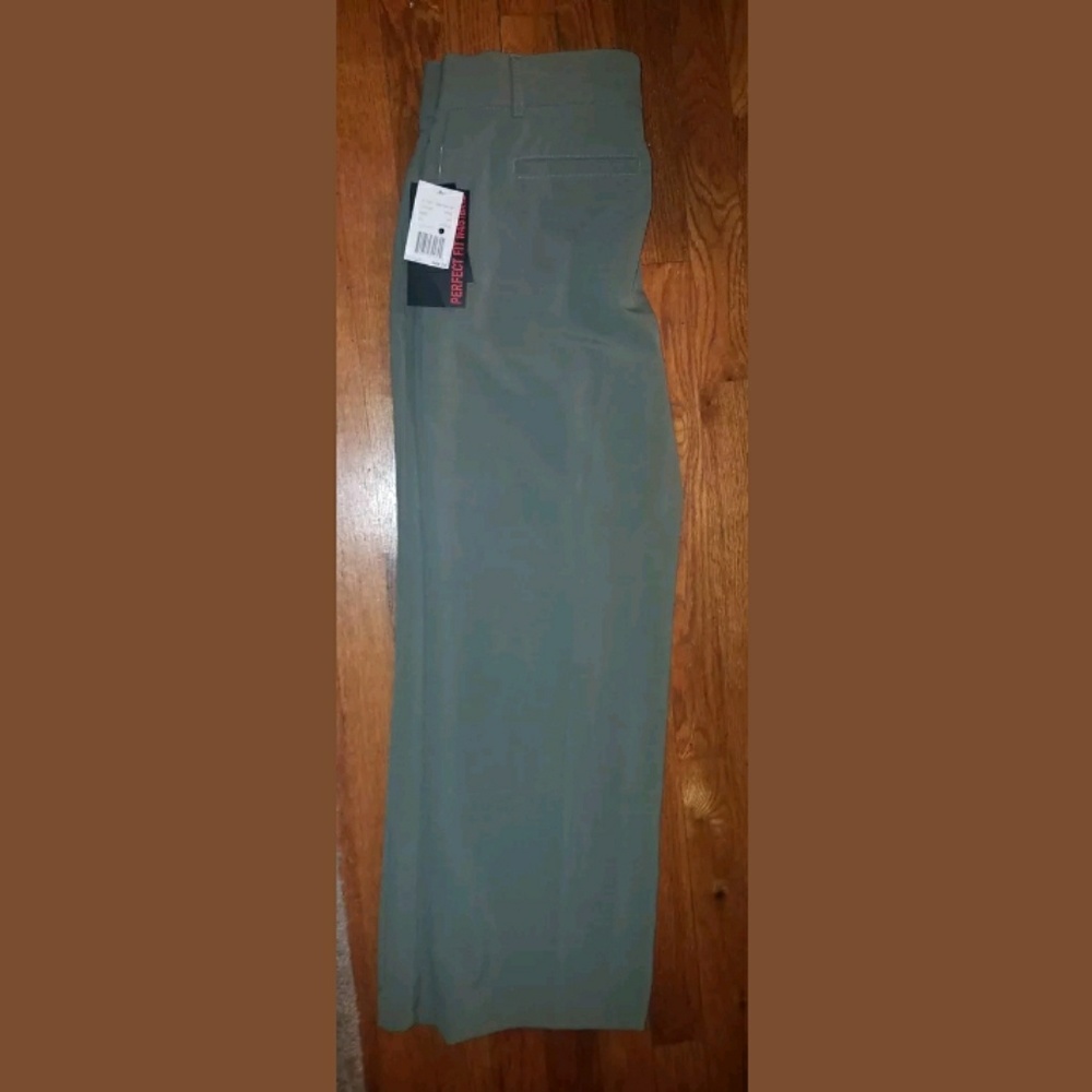 Womens briggs slacks NWT SIZE 12P green pants